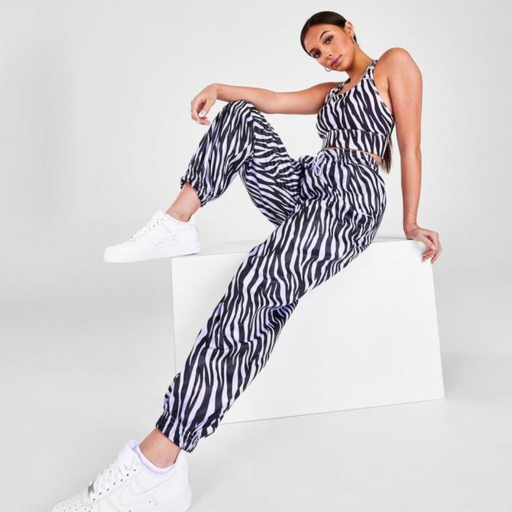 Nike DC5292-596 Icon Clash Animal Print Pants Purple / Chalk